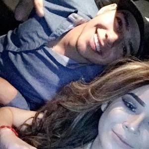 Meet your Posher, Damiana